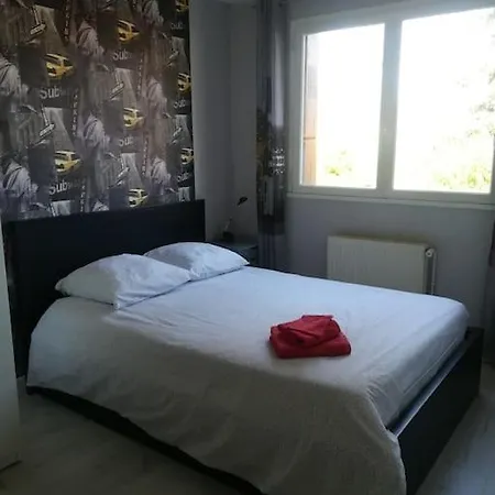 Maison En Bord De Marne *